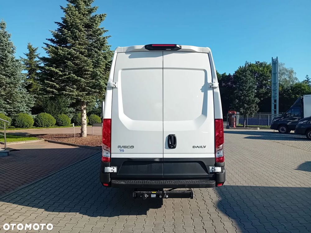 Iveco DAILY 35S18HV L4H2 3.0 180KM Brygadówka - 5