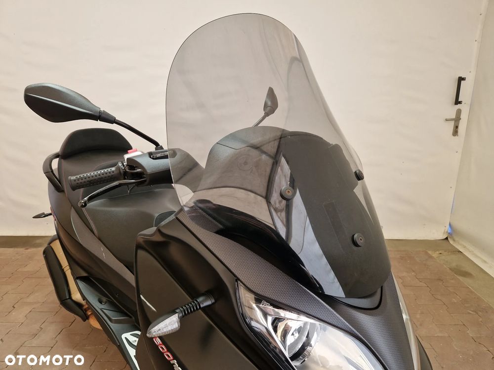 Piaggio MP-3 - 13