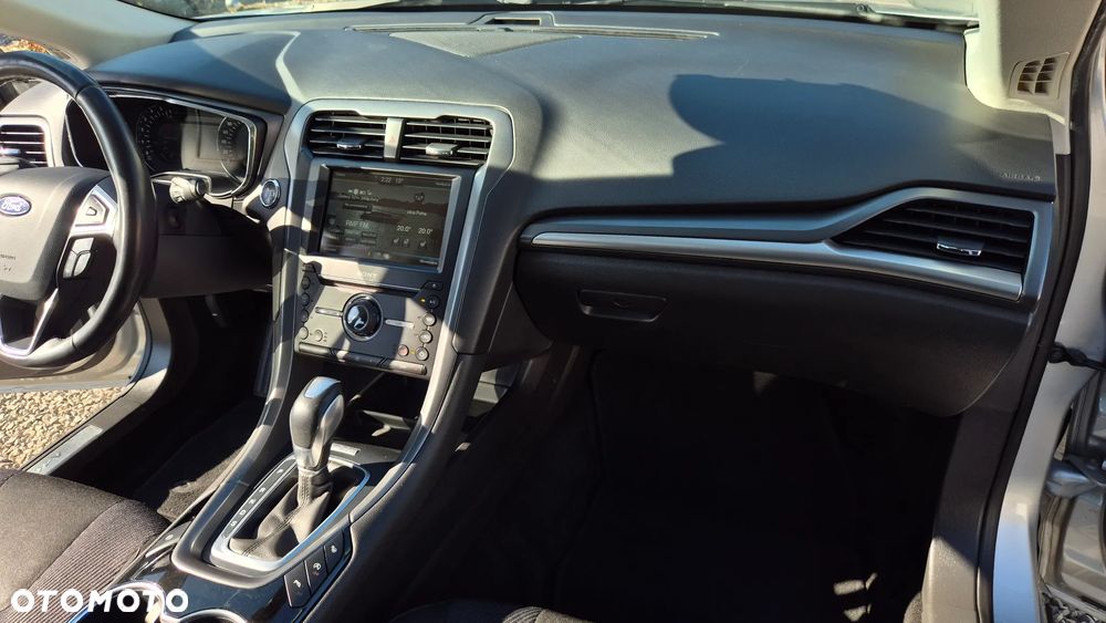 Ford Mondeo SW 2.0 TDCi S&S PowerShift-Aut Titanium - 26