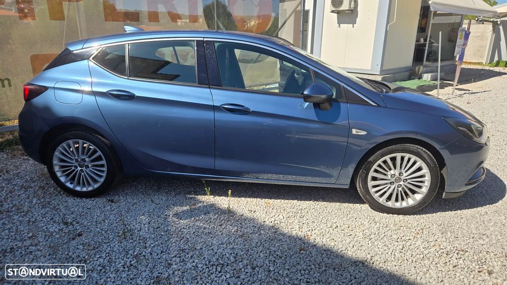 Opel Astra 1.6 CDTi Executive S/S J18 - 4
