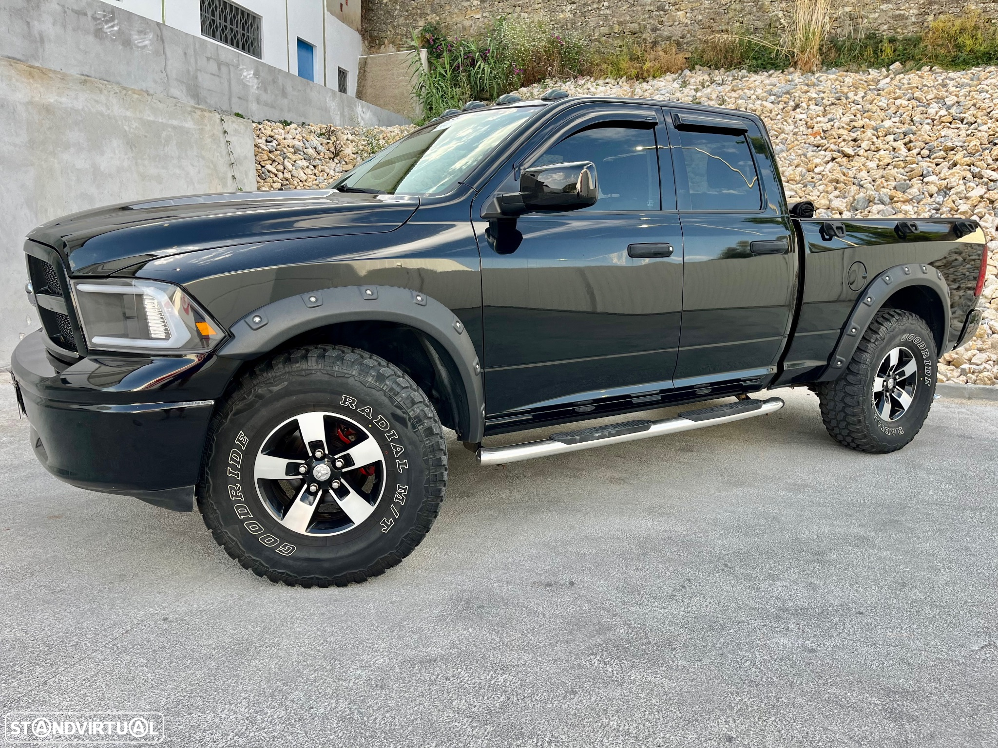 Dodge RAM - 26
