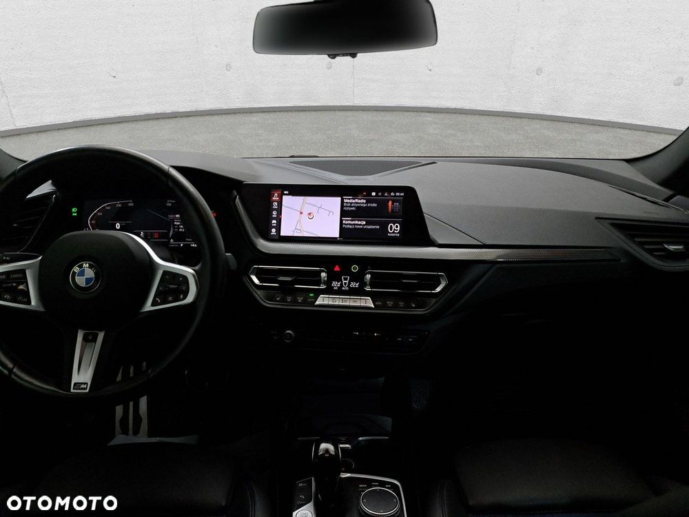 BMW Seria 2 218i M Sport - 9