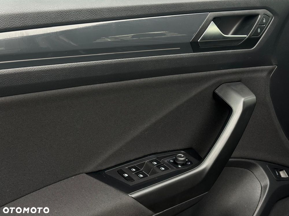 Volkswagen T-Roc 1.5 TSI ACT Advance DSG - 16