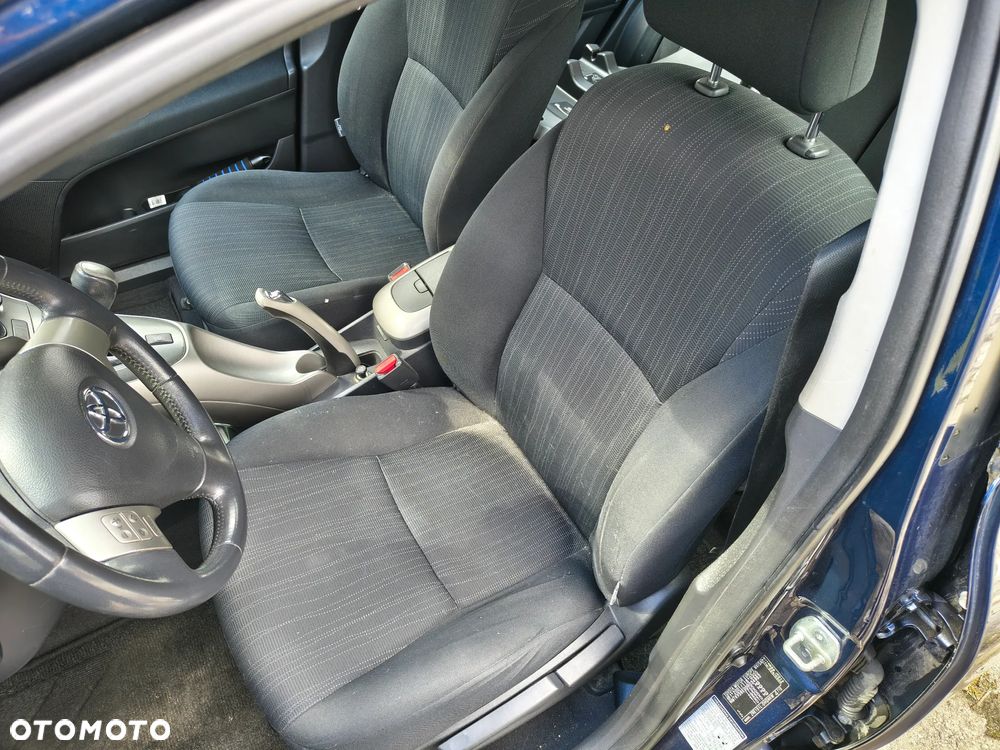 Toyota Auris - 15