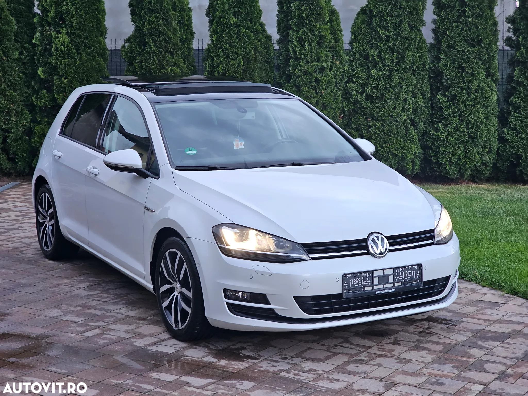 Volkswagen Golf 1.4 TSI BlueMotion Technology Cup - 14