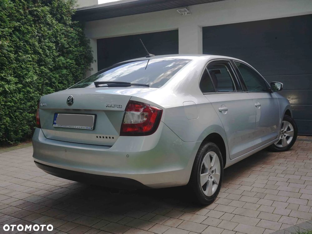 Skoda RAPID 1.0 TSI Ambition - 11
