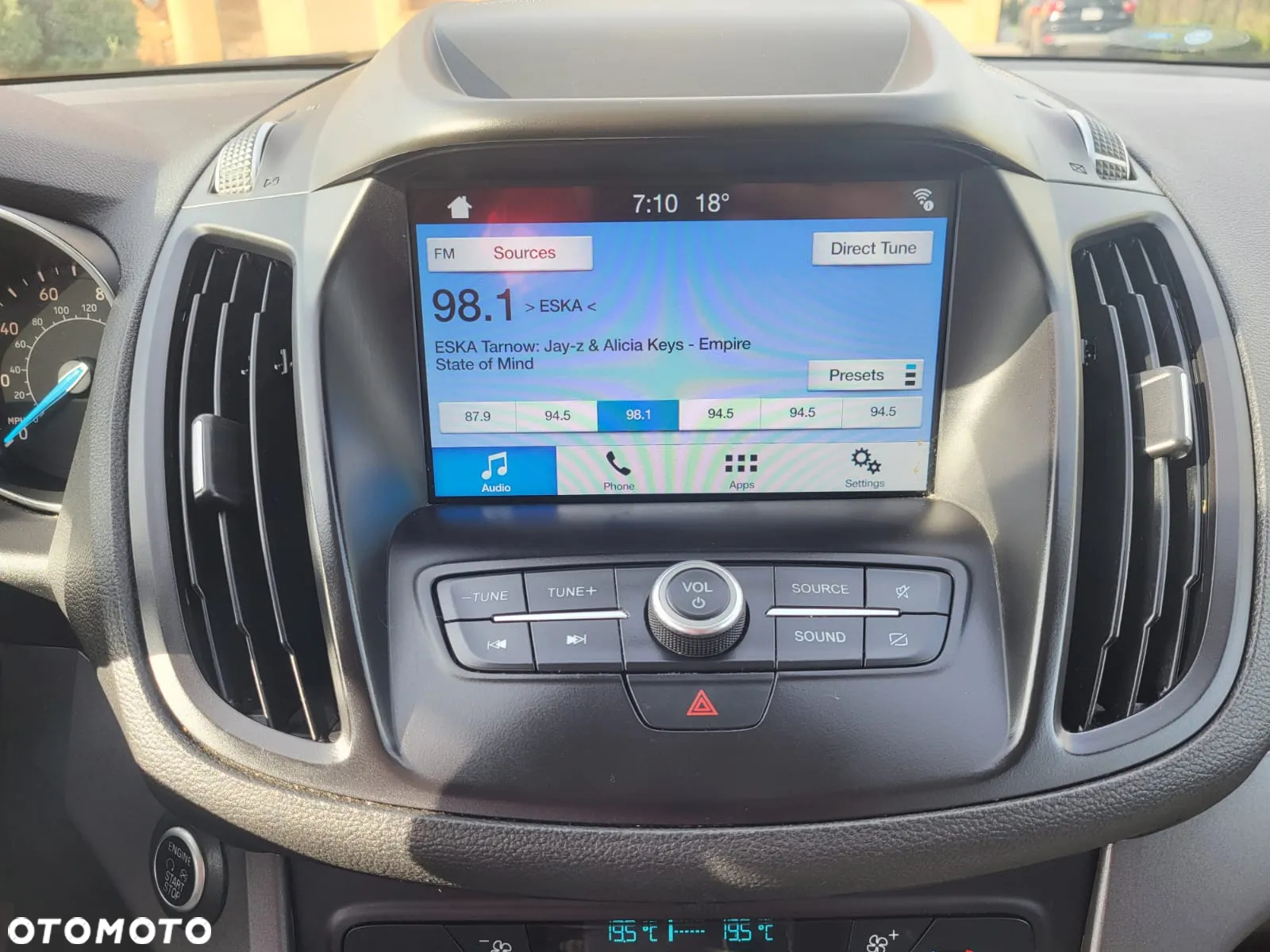 Ford Kuga - 6