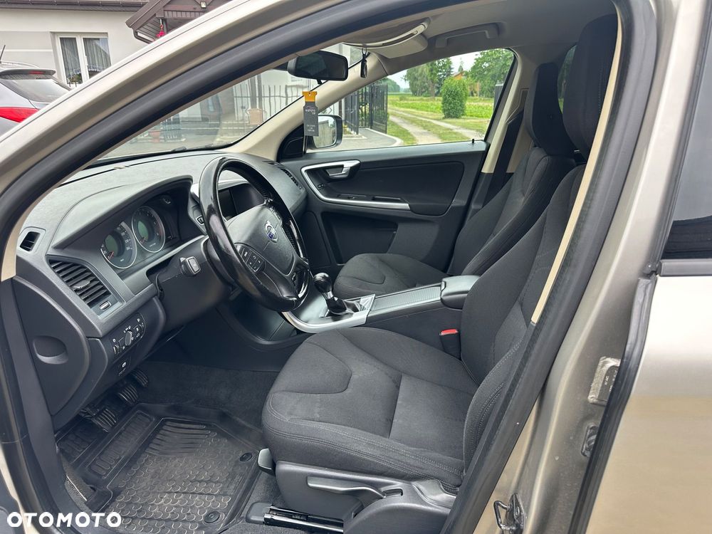 Volvo XC 60 - 10