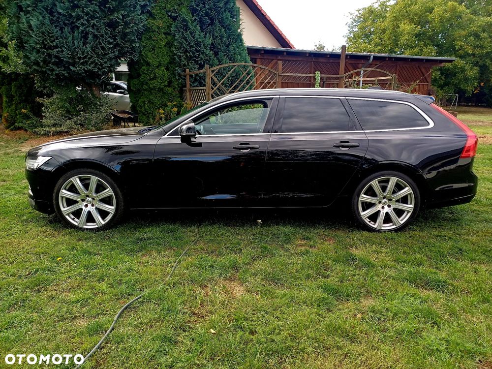 Volvo V90 D5 AWD Geartronic Momentum - 2