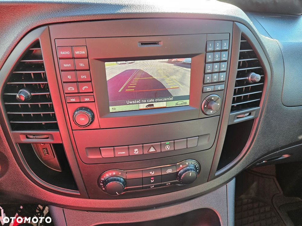 Mercedes-Benz Vito 4x4 automat 190ps long navi klima hak uciąg 2500kg rej.04/2020 - 4