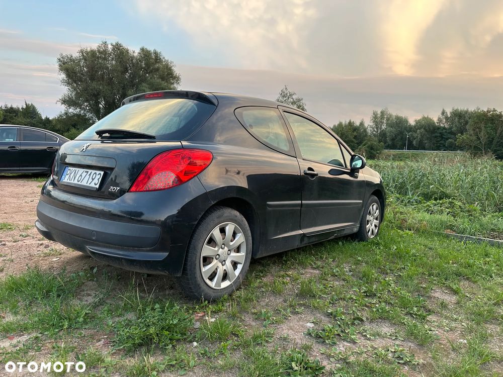 Peugeot 207 1.4 16V Trendy - 6