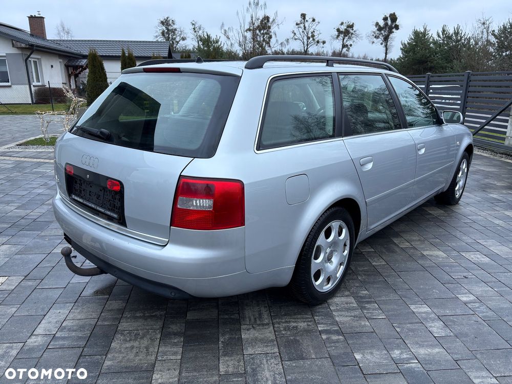 Audi A6 Avant 2 - 6