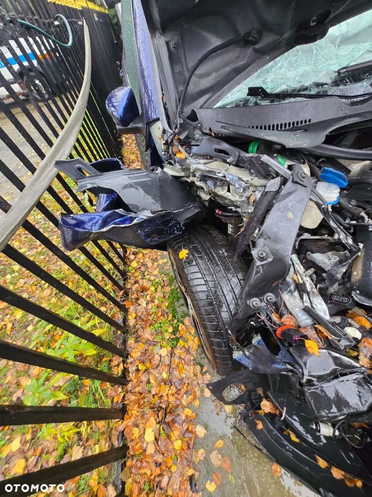 Volkswagen Golf VI 2.0 TDI GTD - 7