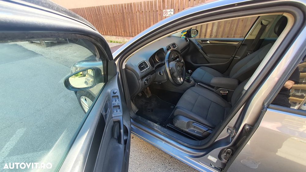 Volkswagen Golf 1.6 TDI DPF MATCH - 5