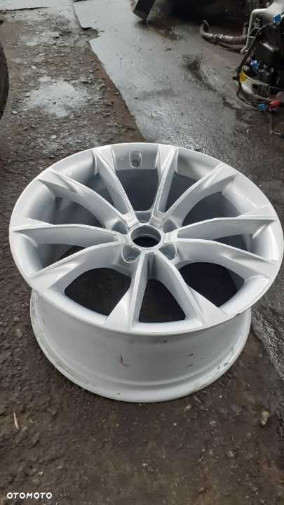 Aluminiowa felga Audi 19 - 1