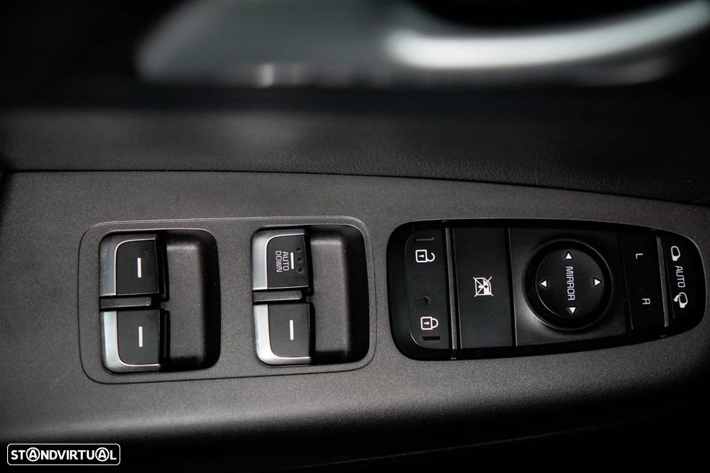 Kia Sportage 1.6 CRDI ISG Tech - 16