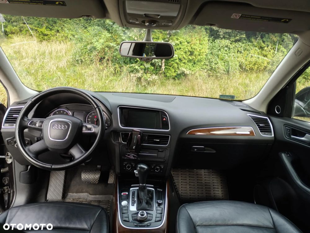 Audi Q5 3.2 FSI Quattro S tronic - 9