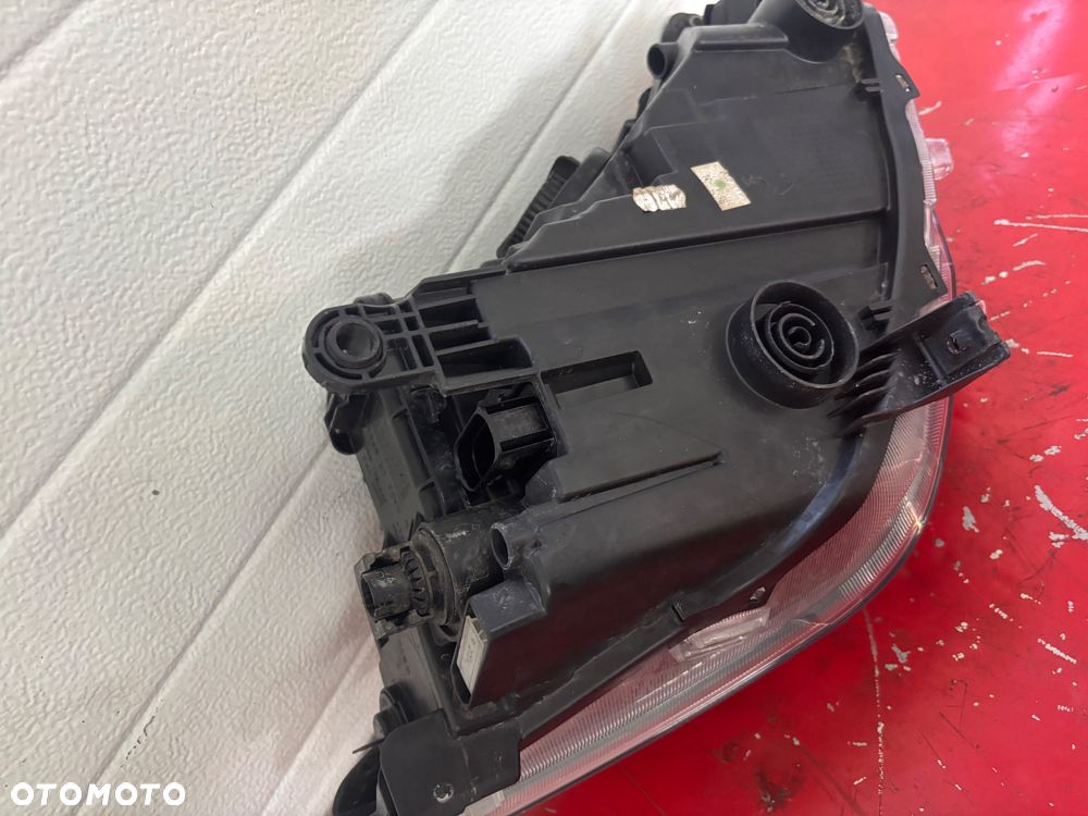 SEAT IBIZA V ARONA LAMPA LEWY PRZOD PRZEDNIA 6F1941005 - 9