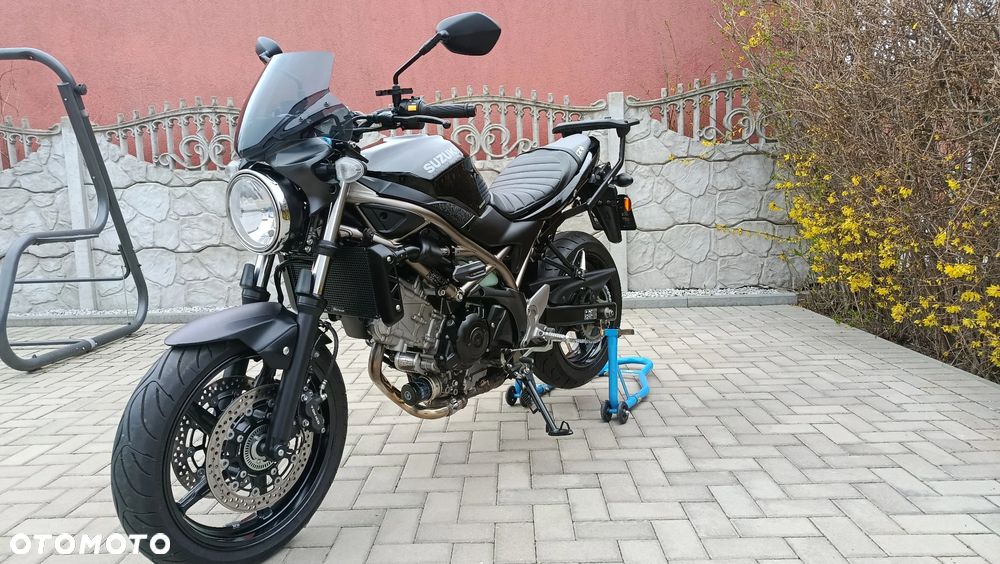 Suzuki SV - 4