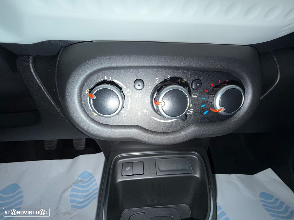 Renault Twingo SCe 70 Life - 18