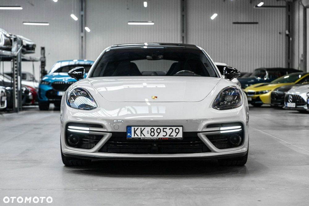 Porsche Panamera Turbo - 5