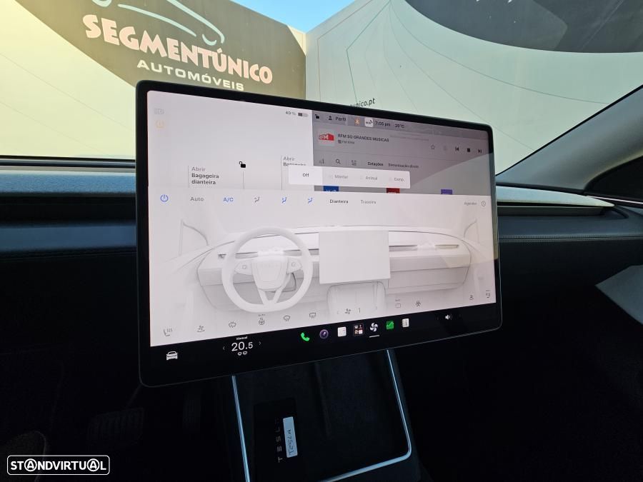 Tesla Model Y Long Range Dual Motor AWD - 44