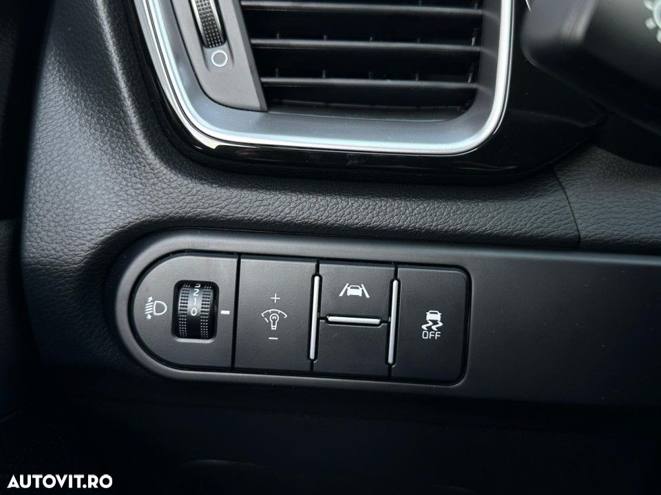 Kia XCeed - 24