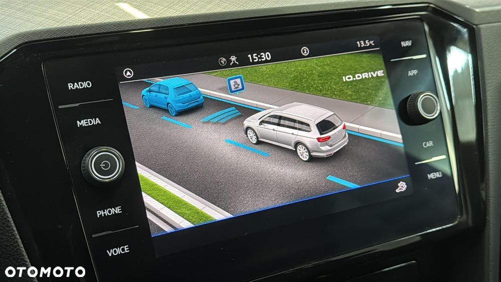 Volkswagen Passat Variant 2.0 TDI EVO Business - 25