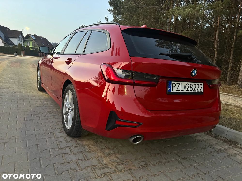 BMW Seria 3 330i - 2