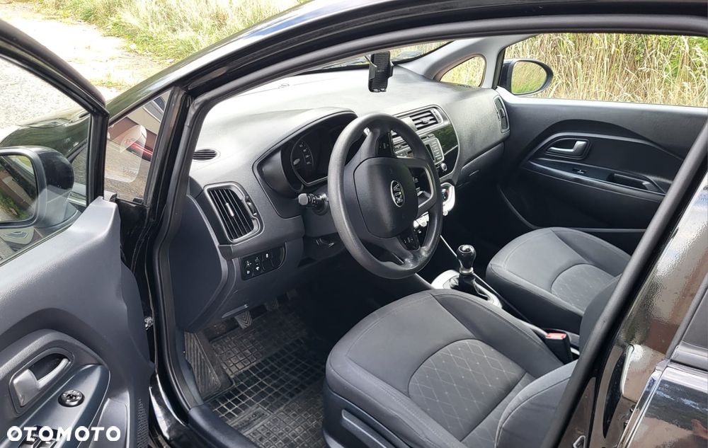 Kia Rio 1.2 M - 4
