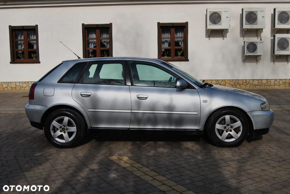 Audi A3 Sportback 1.9 TDI Ambiente - 15