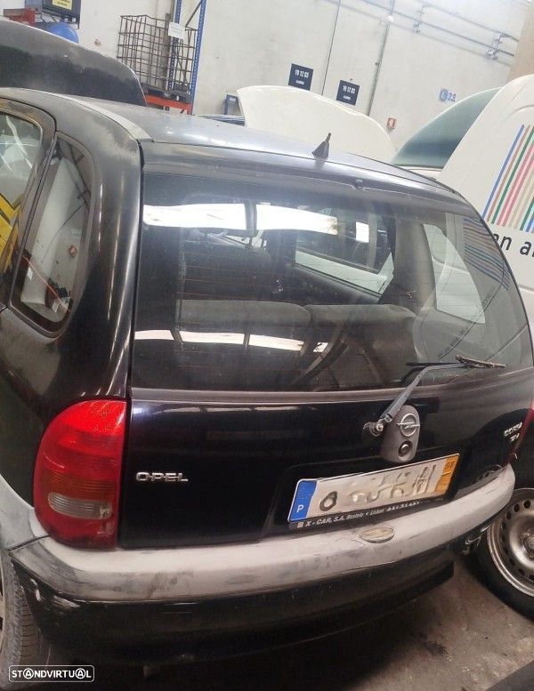 Para Peças Opel Corsa B (S93) - 1