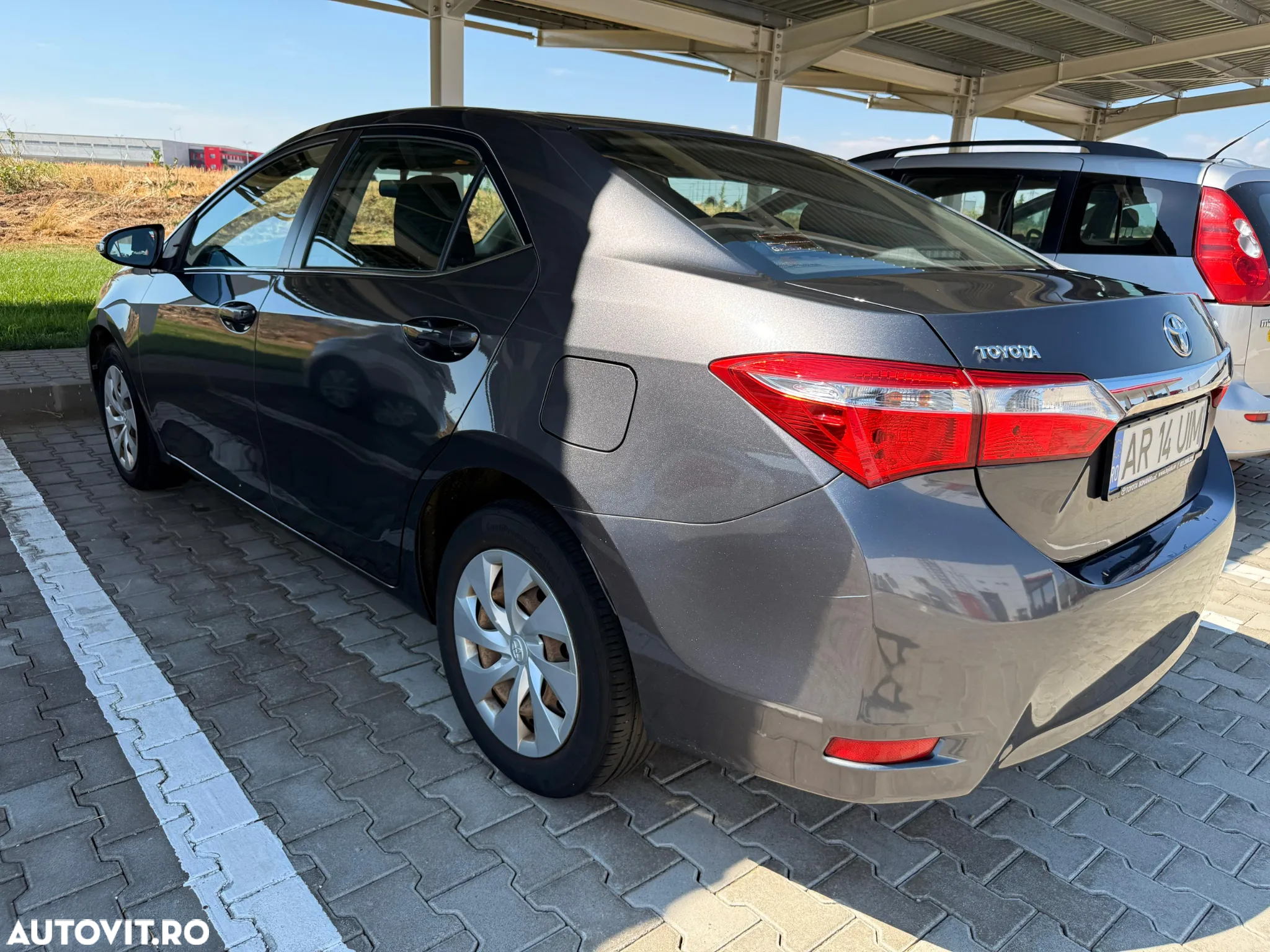 Toyota Corolla 1.6 Luna - 10