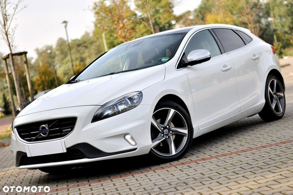 Volvo V40 D2 R-Design Summum - 12