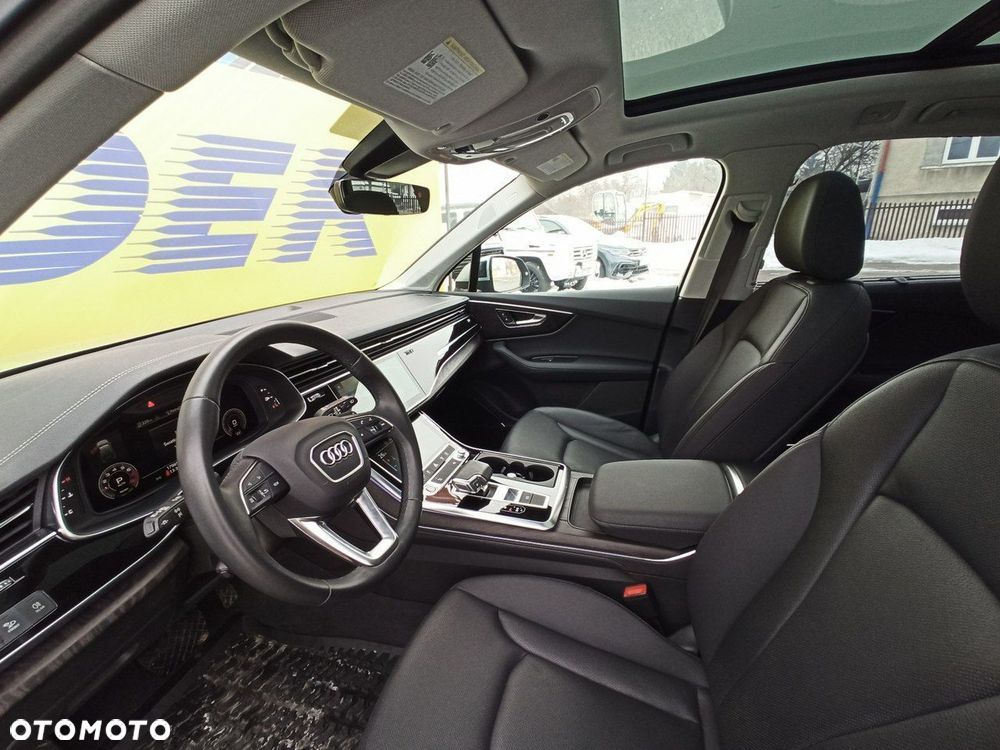 Audi Q7 - 7