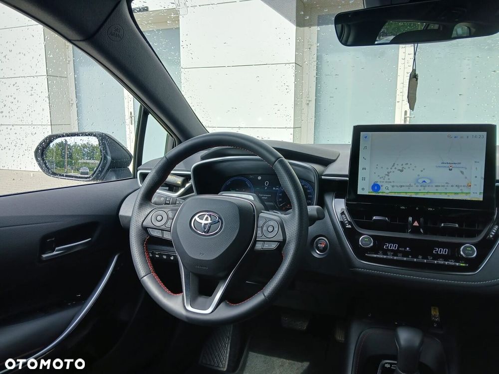 Toyota Corolla - 4