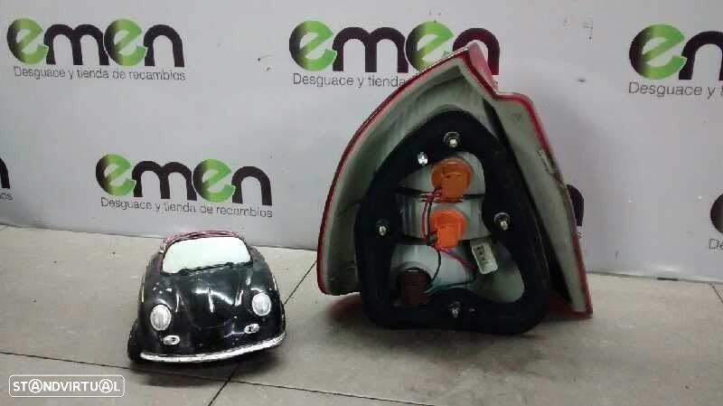 FAROLIM TRASEIRO DIREITO MITSUBISHI CARISMA SEDAN 1999 - 2