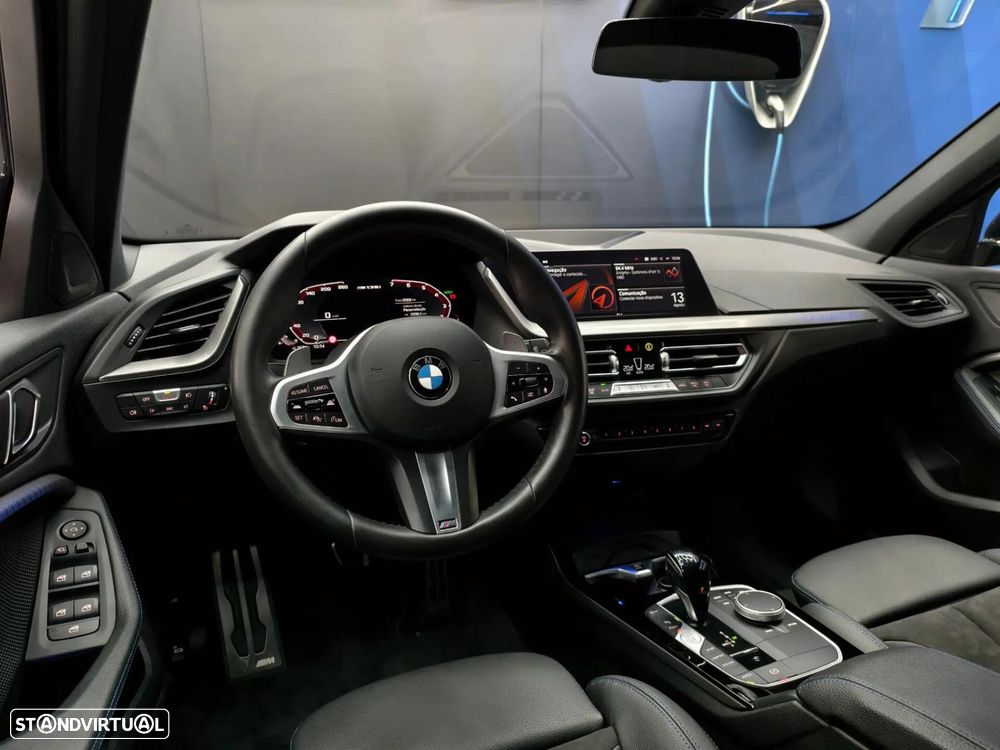 BMW 135 M135 i xDrive Pack 50 anos M - 19
