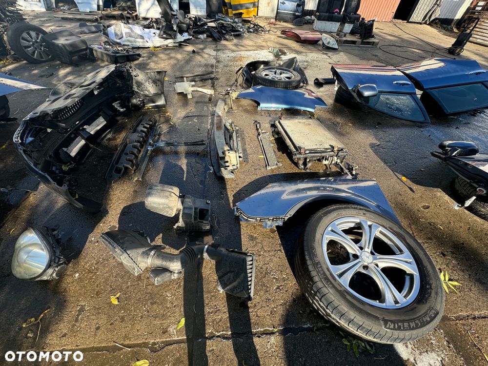 Subaru tribeca b9 maska osłona pod silnik lampy przód filtr obudowa filtra zderzak przód wzmocnienie górne pas belka przód chłodnica oleju chłodnica klimy zbiorniczek spryskiwaczy zawiasy maski błotnik prawy lewy węże wspomagania drzwi prawe lewe przednie tylne progi felgi koła klapa tył lampy tył belka tył zderzak tył - 9
