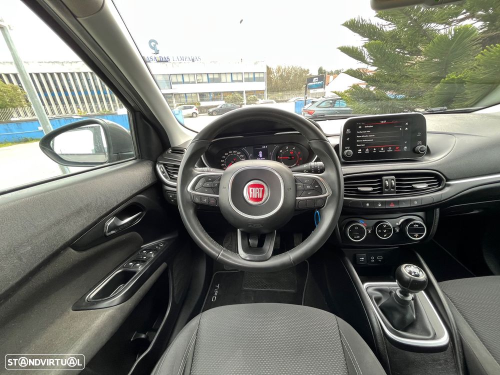 Fiat Tipo Station Wagon 1.6 M-Jet Lounge - 45