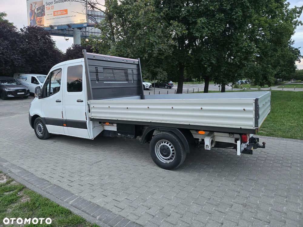 Mercedes-Benz Sprinter - 16