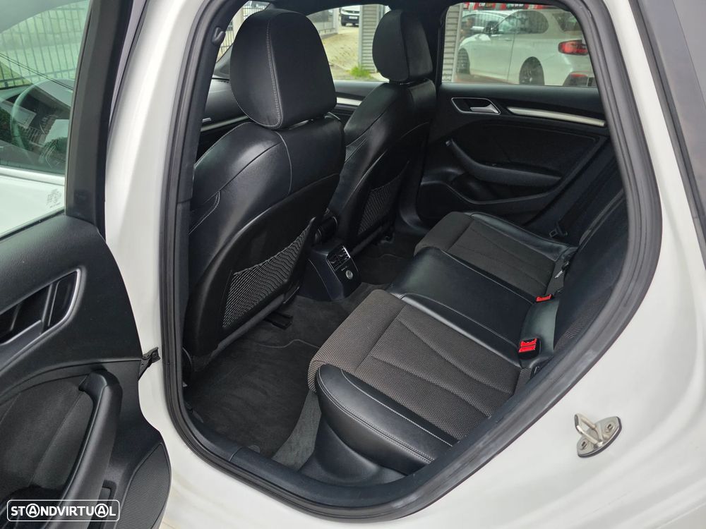 Audi A3 1.6 TDI S-line - 27