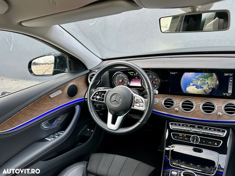 Mercedes-Benz E 300 Aut. - 12