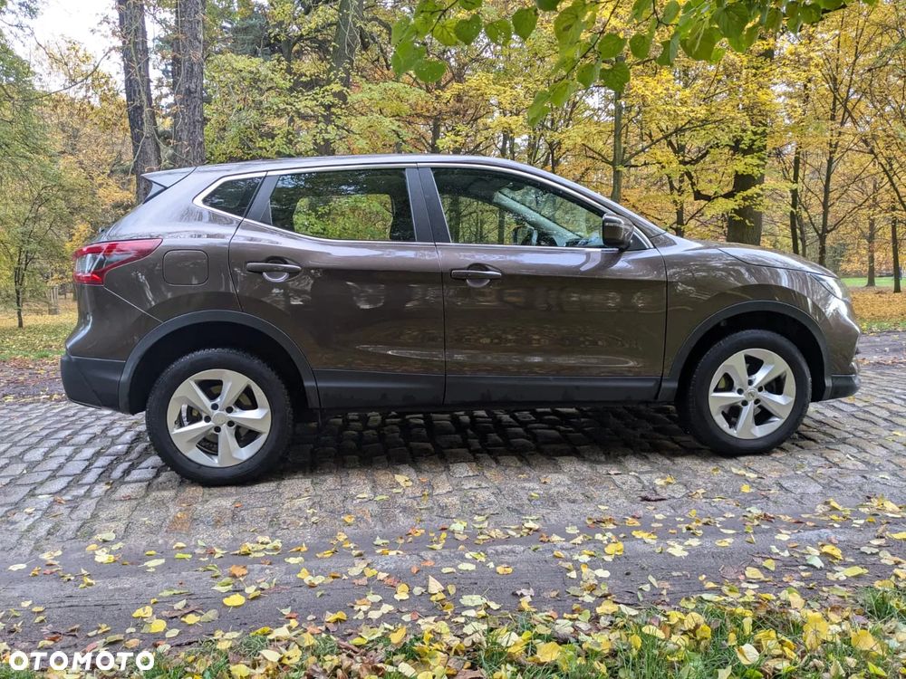 Nissan Qashqai - 10
