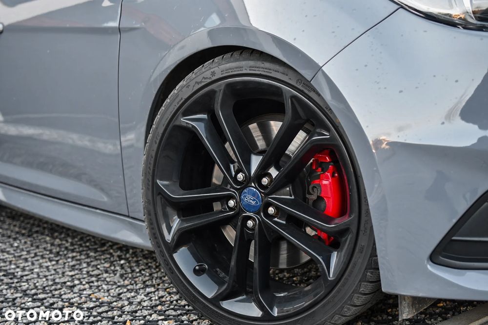 Ford Focus 2.0 TDCi ST-2 - 27