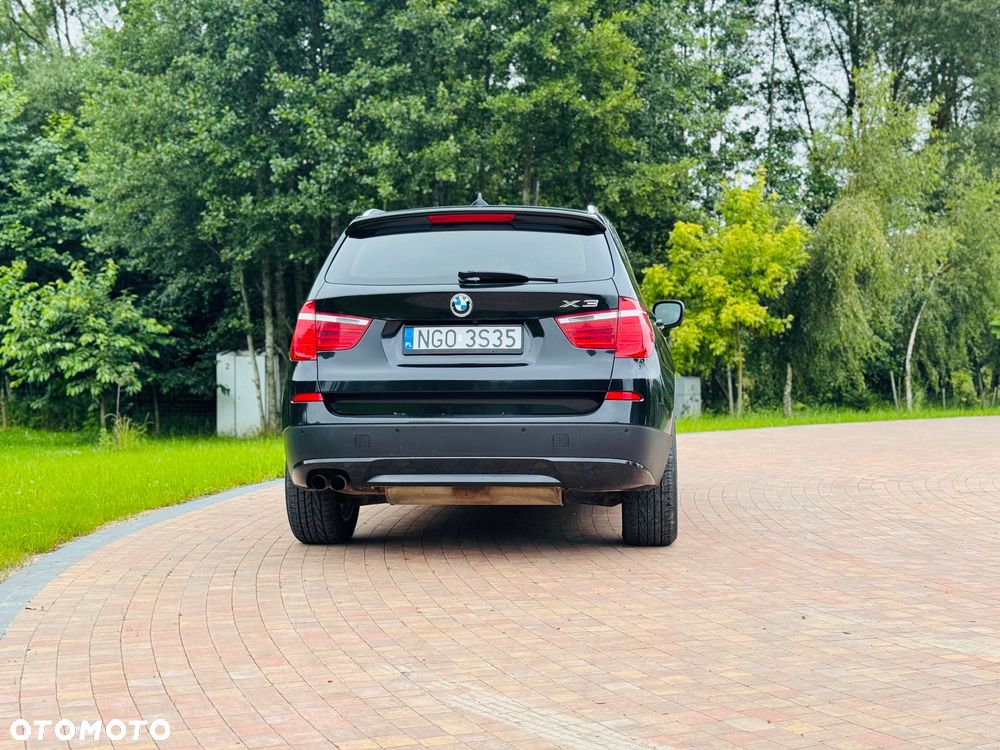 BMW X3 28i xDrive - 16