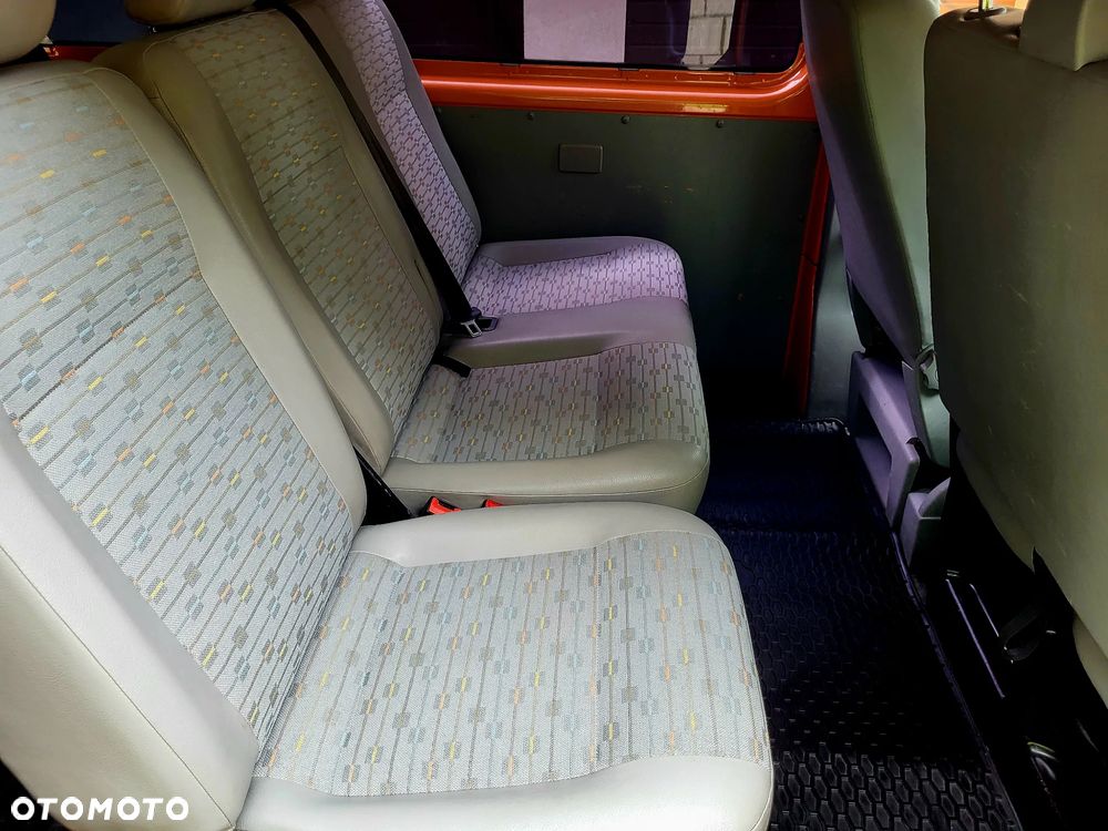 Volkswagen Transporter L1H1 - 13