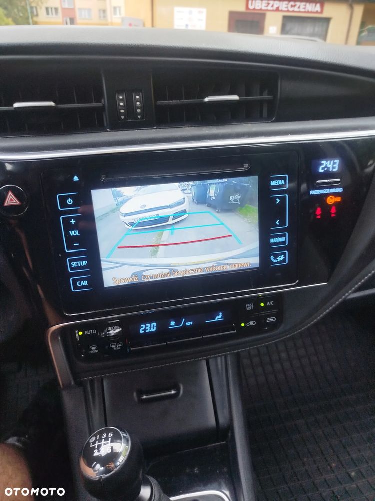 Toyota Auris 1.6 Comfort - 12