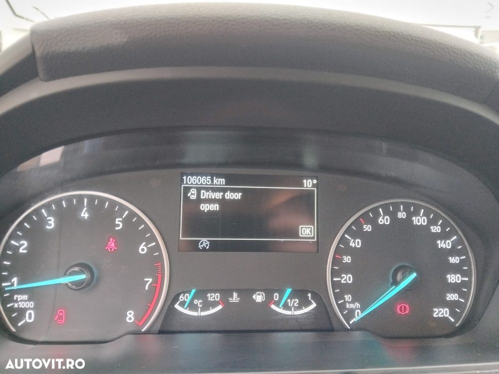 Ford EcoSport 1.0 EcoBoost Titanium - 10