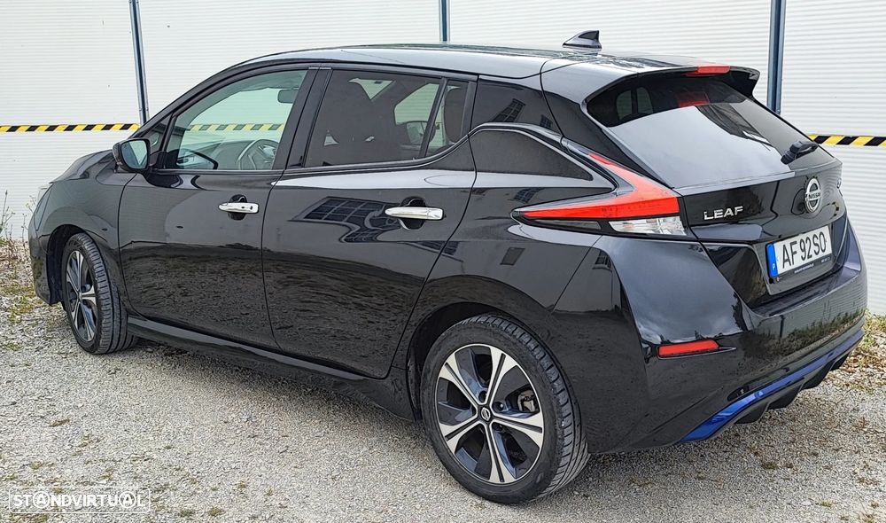 Nissan Leaf N-Connecta - 10